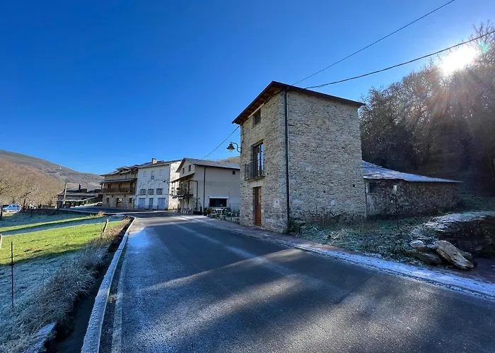 Casa Rural La Torre Recien Rehabilitada.